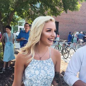 Meet your Posher, Sydney